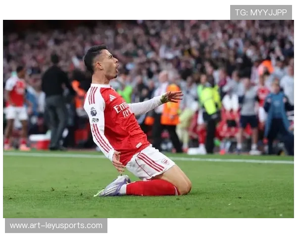 英超焦点战:曼城客场2-1逆转阿森纳,争冠悬念再升级,英超联赛曼城